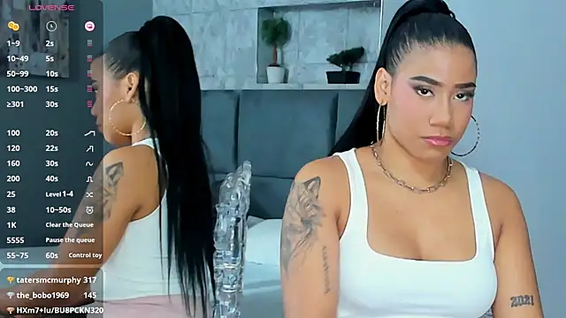 Salome Diaz  online show from 4, 3, 2025