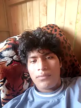 Snapshot of Xvid23AZ1 chatting on 21, 10, 2025 Xvid23AZ1 online show from 21, 10, 2025