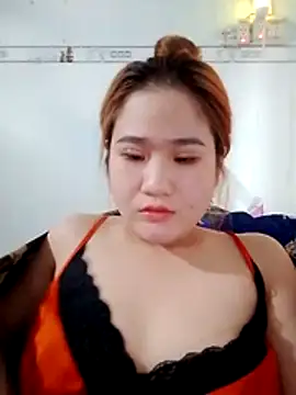 Sahara-lovexoxo online show from 4, 12, 2025