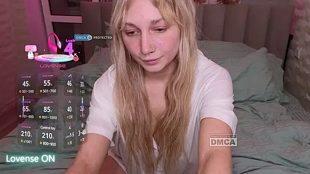 Snapshot of GoodGirl0024 chatting on 4, 3, 2025 GoodGirl0024 online show from 4, 3, 2025