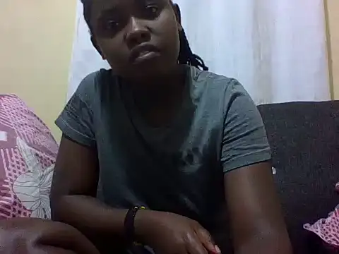 Sweetcecie01 online show from 7, 6, 2026
