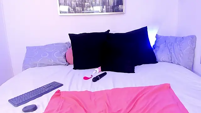 tamhy ferrara online show from 16, 2, 2025