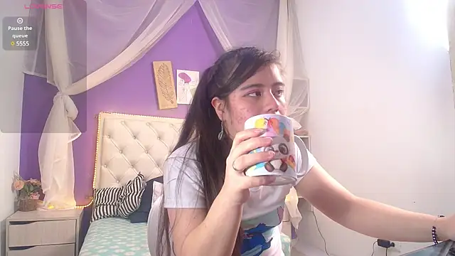 Snapshot of Ingrid_Casas chatting on 5, 12, 2024 Ingrid Casas online show from 5, 12, 2024