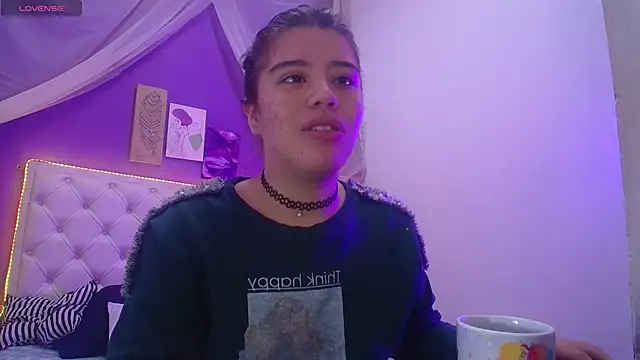 Snapshot of Ingrid_Casas chatting on 6, 12, 2024 Ingrid Casas online show from 6, 12, 2024