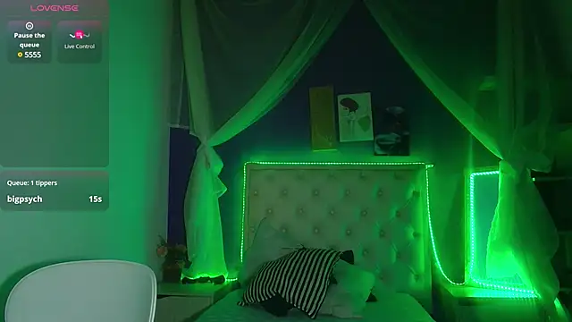 Snapshot of Ingrid_Casas chatting on 13, 12, 2024 Ingrid Casas online show from 13, 12, 2024