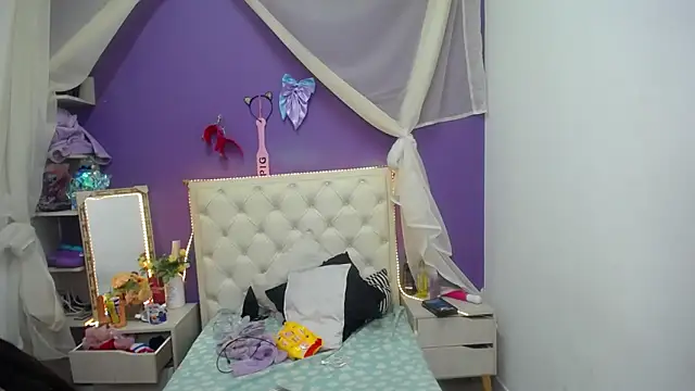 Snapshot of Ingrid_Casas chatting on 13, 2, 2025 Ingrid Casas online show from 13, 2, 2025