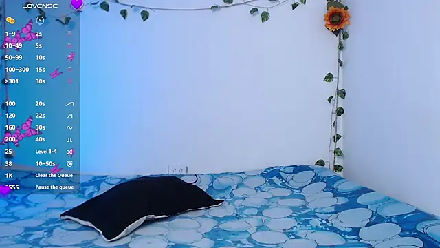 Snapshot of Khefthany chatting on 8, 11, 2025 Khefthany online show from 8, 11, 2025