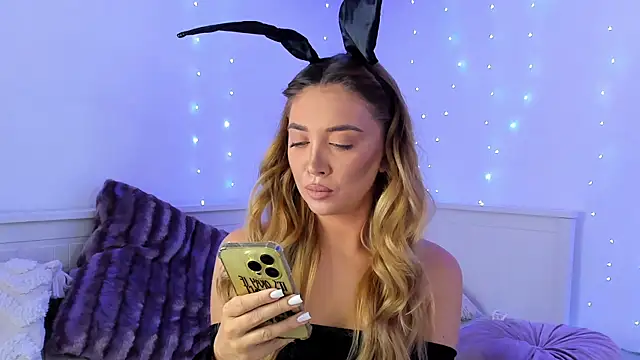 Snapshot of Jessielle chatting on 19, 12, 2024 Jessielle online show from 19, 12, 2024