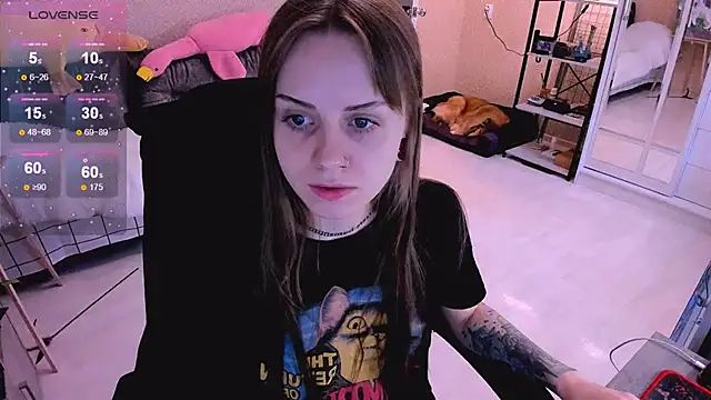 Snapshot of NaniMoore chatting on 12, 1, 2025 NaniMoore online show from 12, 1, 2025