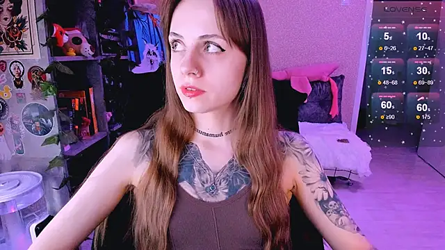 Snapshot of NaniMoore chatting on 3, 2, 2025 NaniMoore online show from 3, 2, 2025