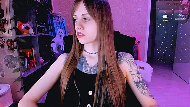 Snapshot of NaniMoore chatting on 25, 2, 2025 NaniMoore online show from 25, 2, 2025