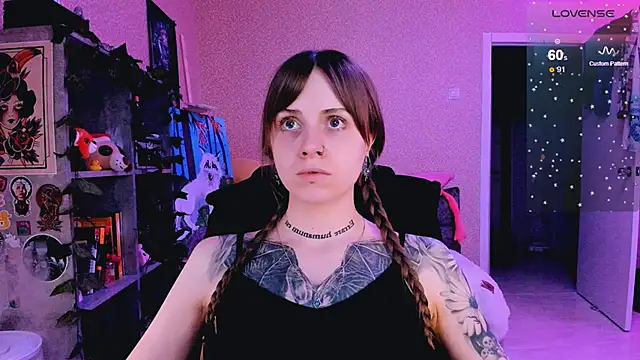 Snapshot of NaniMoore chatting on 2, 3, 2025 NaniMoore online show from 2, 3, 2025