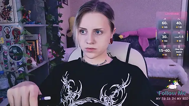 Snapshot of NaniMoore chatting on 14, 3, 2026 NaniMoore online show from 14, 3, 2026