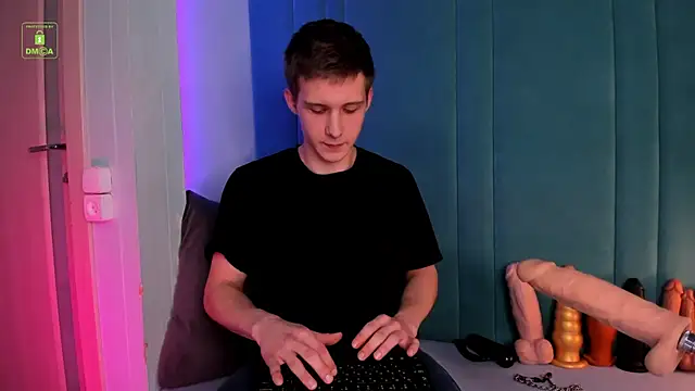 MarkGWalker online show from 14, 2, 2025