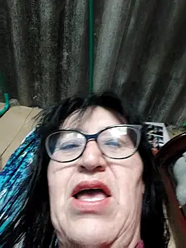 Snapshot of clarita_01 chatting on 3, 10, 2025 clarita 01 online show from 3, 10, 2025