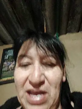 Snapshot of clarita_01 chatting on 8, 10, 2025 clarita 01 online show from 8, 10, 2025