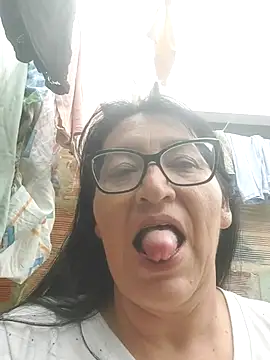 clarita 01 online show from 12, 5, 2026