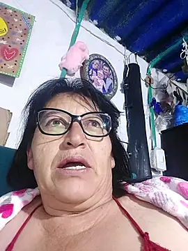 clarita 01 online show from 19, 5, 2026