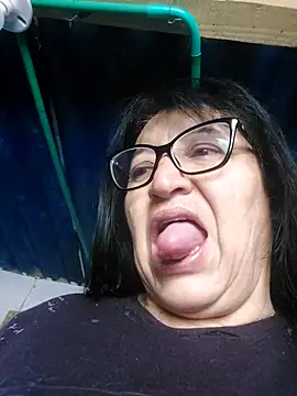 Snapshot of clarita_01 chatting on 14, 7, 2026 clarita 01 online show from 14, 7, 2026