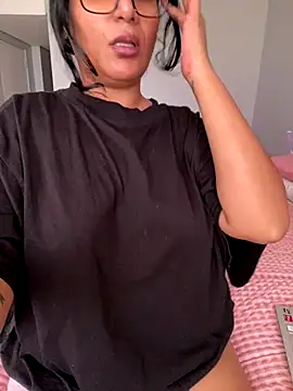 Indianbutter11 online show from 20, 12, 2025