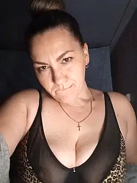 Snapshot of Ant0nina chatting on 19, 12, 2024 Ant0nina online show from 19, 12, 2024