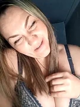 Snapshot of Ant0nina chatting on 21, 3, 2025 Ant0nina online show from 21, 3, 2025