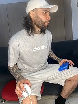 Eroxxx1327 online show from 25, 2, 2025