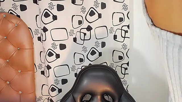 Aslhy Goddessx online show from 30, 11, 2025