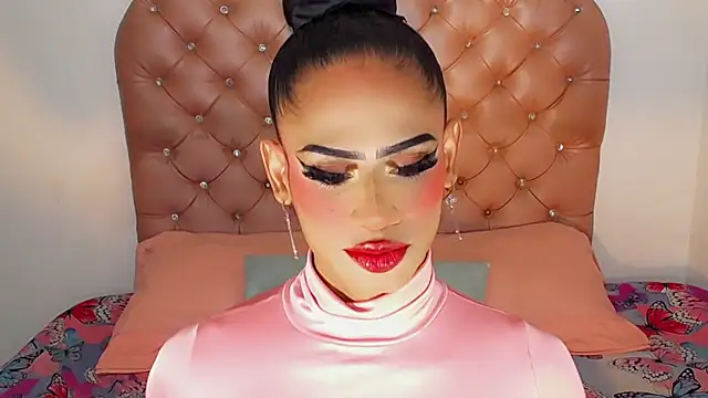 Aslhy Goddessx online show from 5, 12, 2025