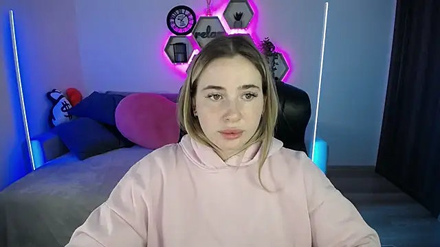 SabrinViolet online show from 19, 9, 2025