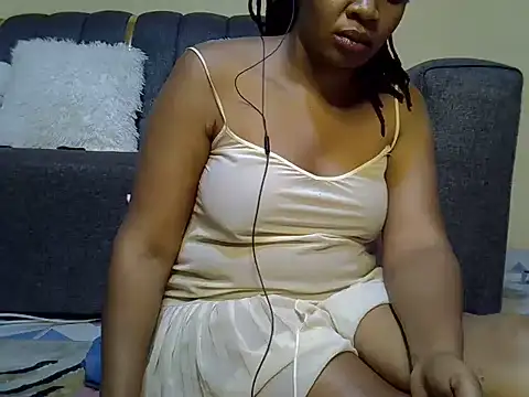 Snapshot of Sexy_Kezzy chatting on 20, 6, 2026 Sexy Kezzy online show from 20, 6, 2026