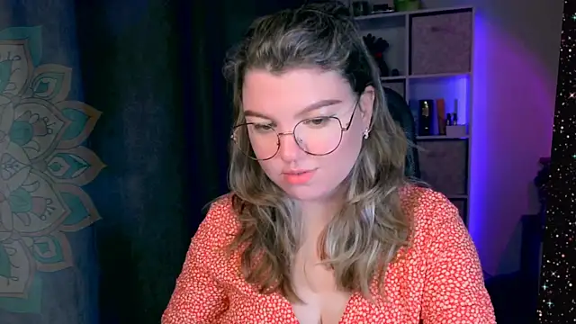 VioletteWay online show from 2, 8, 2026