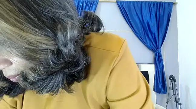 vikyadams online show from 28, 1, 2025