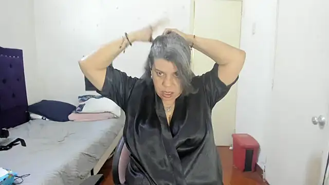 vikyadams online show from 7, 2, 2026