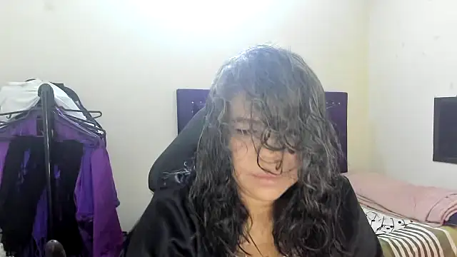 vikyadams online show from 10, 3, 2026