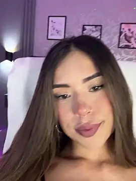 Snapshot of Luna__Ponce chatting on 30, 12, 2024 Luna Ponce online show from 30, 12, 2024