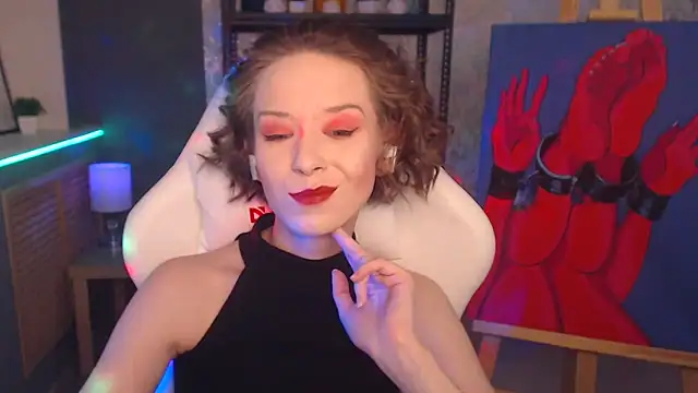 FascinatingEyess online show from 24, 2, 2025