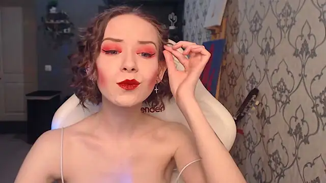 FascinatingEyess online show from 25, 3, 2026