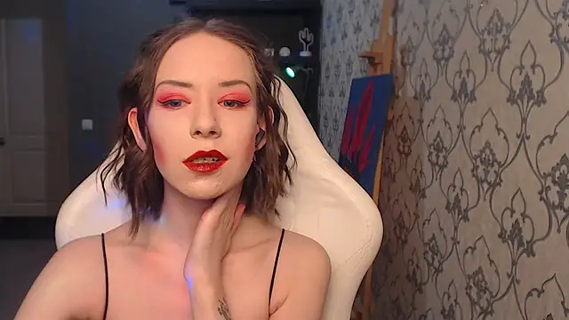 FascinatingEyess online show from 19, 4, 2026