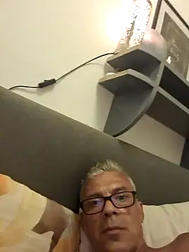 Picolo4111 online show from 14, 9, 2025