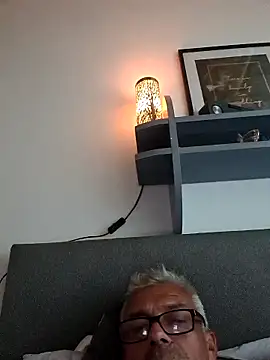 Picolo4111 online show from 25, 9, 2025