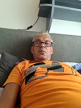 Picolo4111 online show from 27, 9, 2025