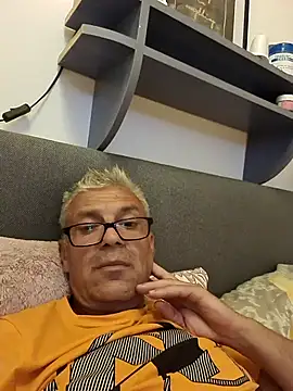 Picolo4111 online show from 27, 9, 2025