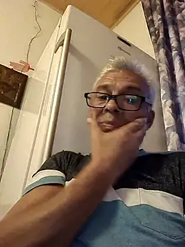 Picolo4111 online show from 7, 10, 2025