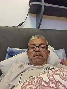 Picolo4111 online show from 15, 10, 2025