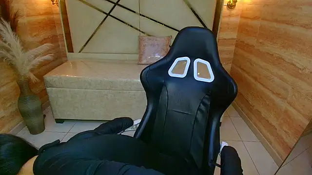 Dakotha v  online show from 28, 11, 2025