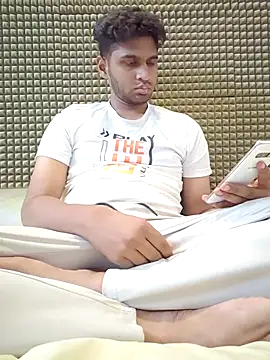 Snapshot of mykecockslong chatting on 2, 10, 2025 mykecockslong online show from 2, 10, 2025