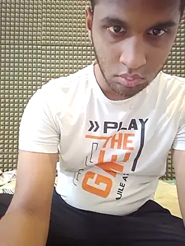 Snapshot of mykecockslong chatting on 11, 10, 2025 mykecockslong online show from 11, 10, 2025