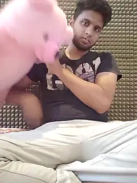 Snapshot of mykecockslong chatting on 17, 10, 2025 mykecockslong online show from 17, 10, 2025