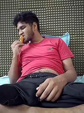 Snapshot of mykecockslong chatting on 22, 10, 2025 mykecockslong online show from 22, 10, 2025